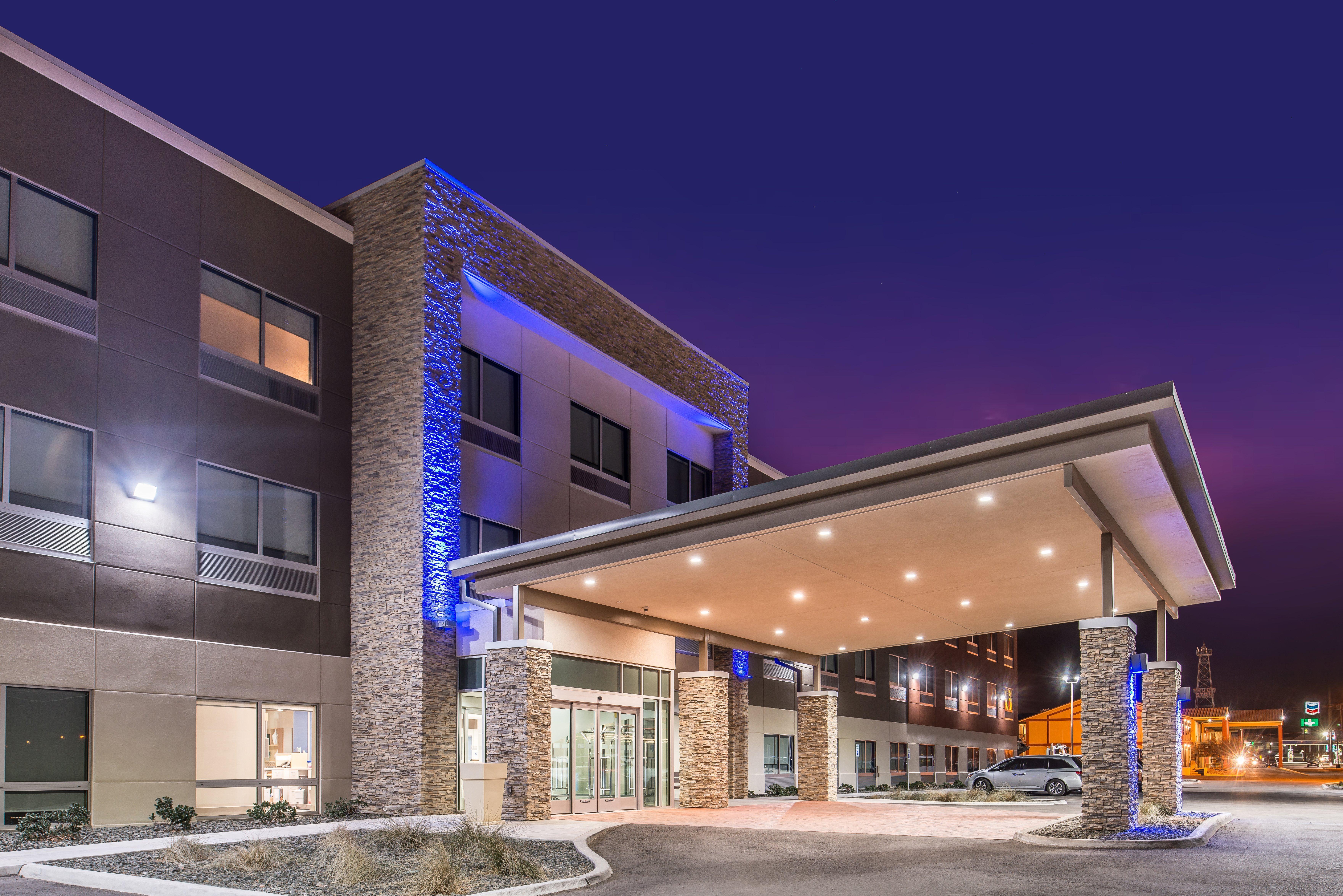Holiday Inn Express & Suites - Van Horn By Ihg 3* Van Horn