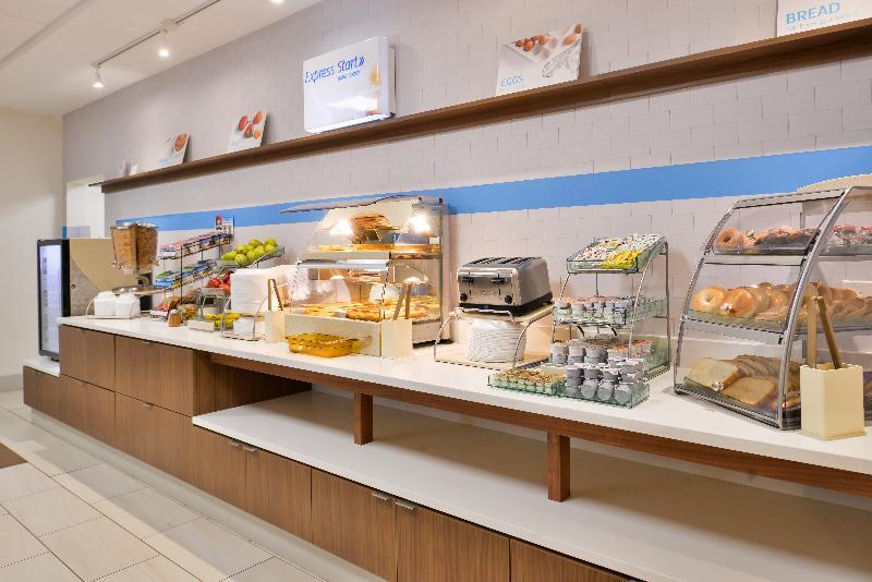 Holiday Inn Express & Suites - Van Horn By Ihg Hotel 3*